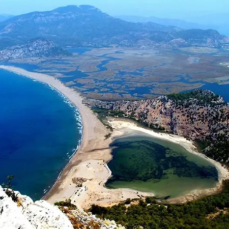 Tas Konak 穆拉